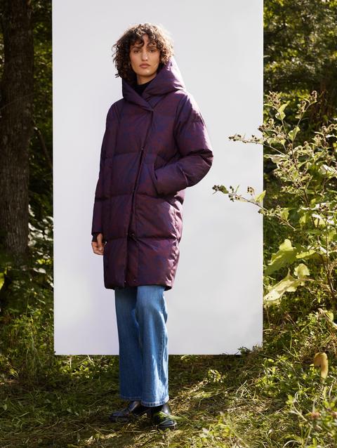 Frank And Oak The Hygge Puffer Coat in Burgundy For Sale